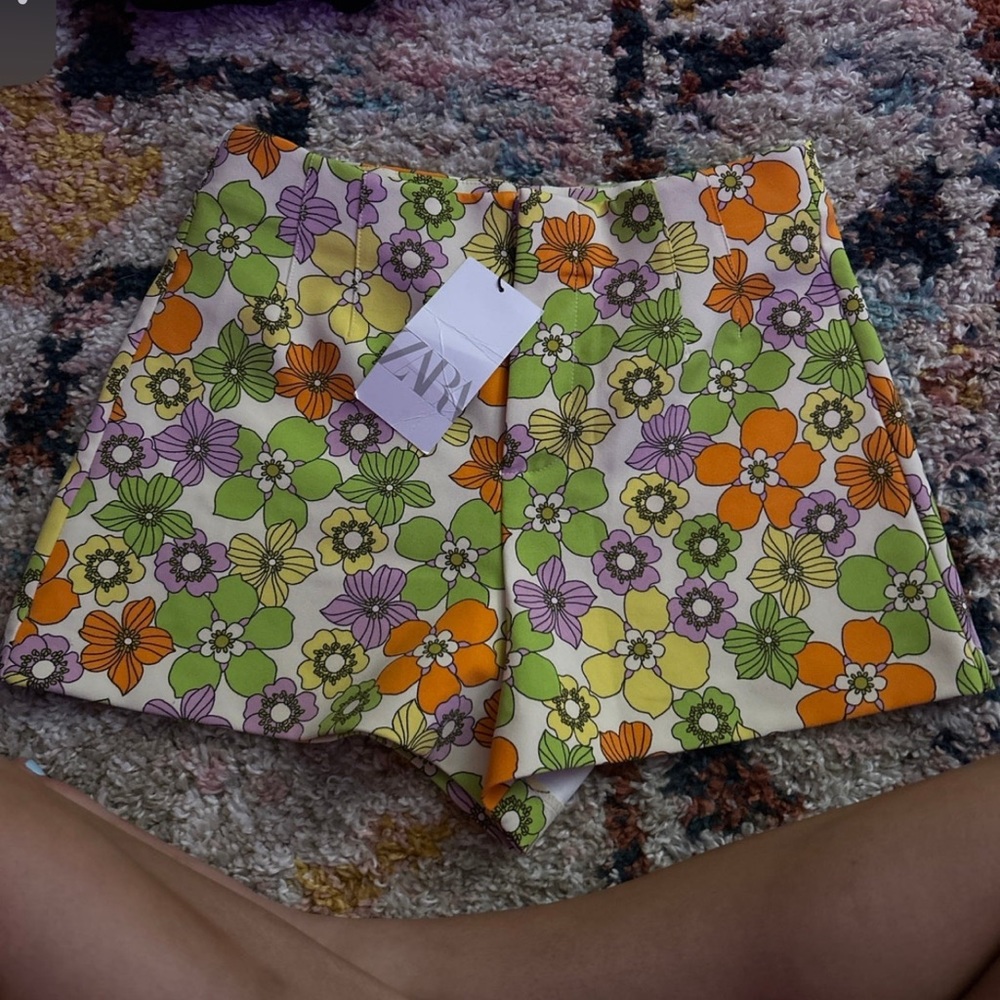 Zara floral shorts